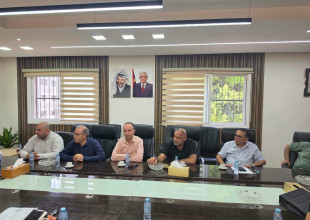 الهيئة الإدارية المنتخبة لجمعية دار اليتيم العربي تزور بلدية طولكرم