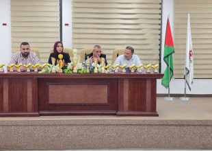 بلدية طولكرم تكرّم فريق فتيات طولكرم لكرة القدم