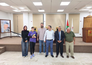بلدية طولكرم تكرّم فريق فتيات طولكرم لكرة القدم