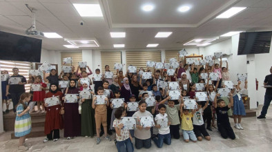 بلدية طولكرم تنظم معرض تدوير وتكرم أطفاله