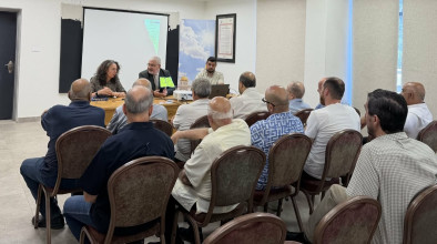 بلدية بيت جالا تعقد لقاءً مجتمعيًا لمناقشة مشروع تأهيل شارع الشهيد جايل العرجا وتوقع اتفاقية التنفيذ.
