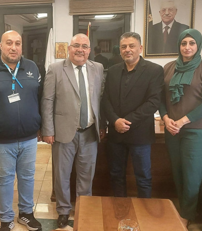 رئيس بلدية بيت جالا يستقبل وفد من وكالة الغوث الدولية الأونروا.